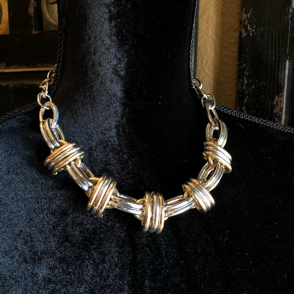 Two tone necklace unique design